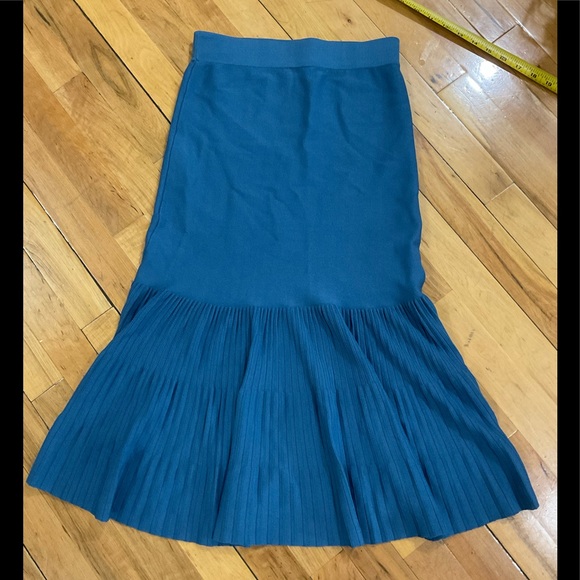 RACHEL COMEY RIBBED FLARE MIDI SKIRT - Picture 4 of 10